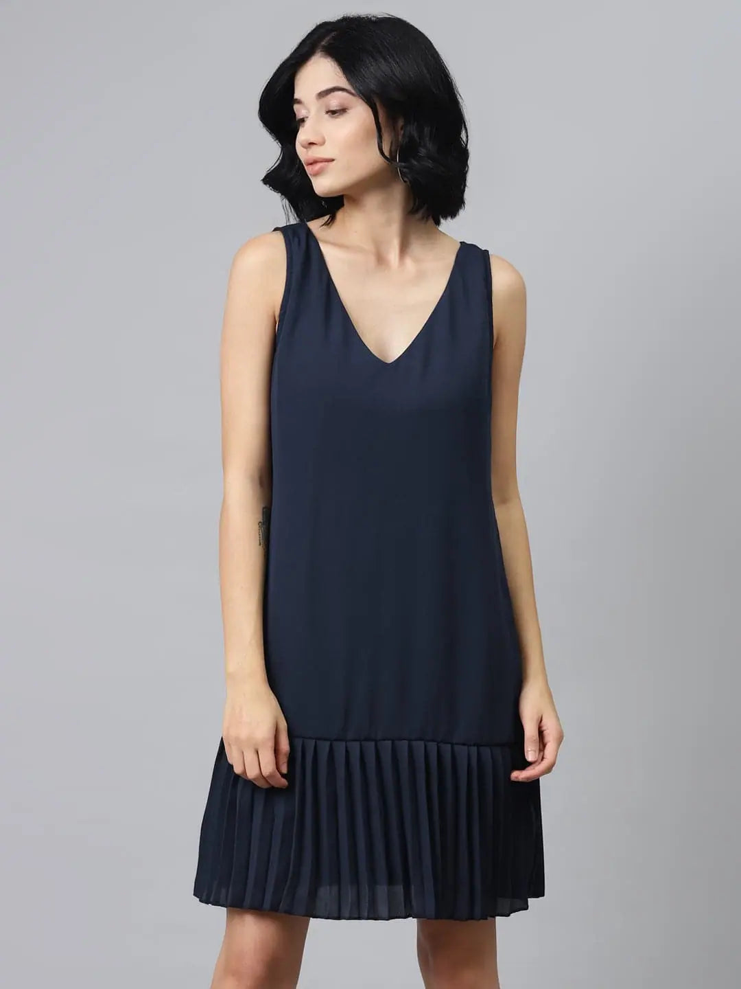 Chic Women's Outfit Ideas Navy Pleated Frill Hem Dress