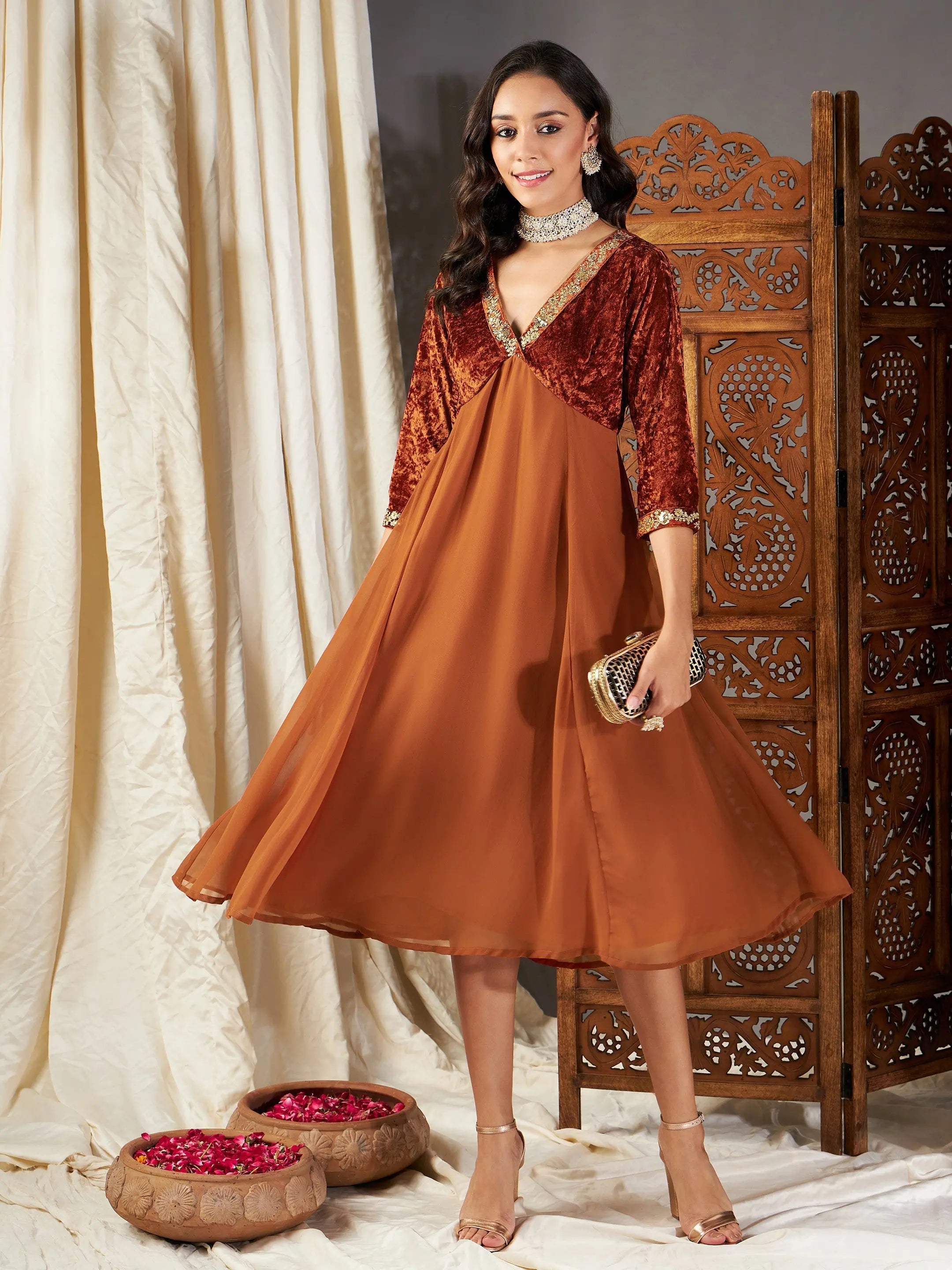 Sale Clearance Women Rust Embroidered V-Neck Dress