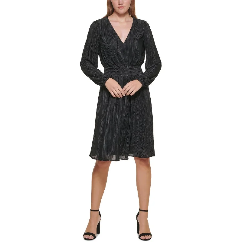 Women's Chic Outerwear Outfit Kensie Dresses Womens Chiffon Smocked Sheath Dress