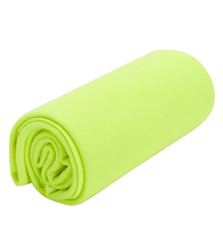 Ground Yourself With Discounted Yoga Mats Alo Yoga Perf No Sweat Hand Towel Highlighter
