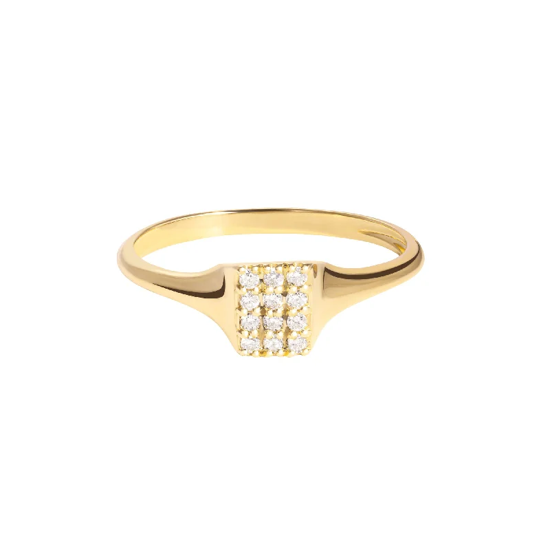 Elegant Jewelry Styles At Budget-Friendly Prices Main Character Energy 18K Gold Ring w. Diamonds Elegant Jewelry Styles At Budget-Friendly Prices Main Character Energy 18K Gold Ring w. Diamonds