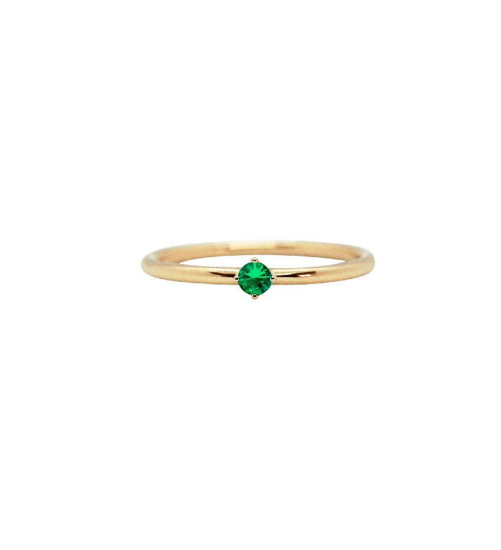 Luxury Jewelry Without The Luxury Price Tag Malene 2.5 Green 14K Gold Ring w. Emerald Luxury Jewelry Without The Luxury Price Tag Malene 2.5 Green 14K Gold Ring w. Emerald