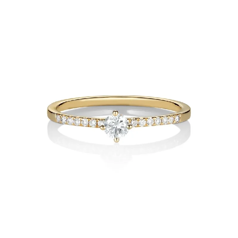 Affordable Elegance – Premium Jewelry At Special Prices Taruva 18K Gold Ring w. Diamonds Affordable Elegance – Premium Jewelry At Special Prices Taruva 18K Gold Ring w. Diamonds