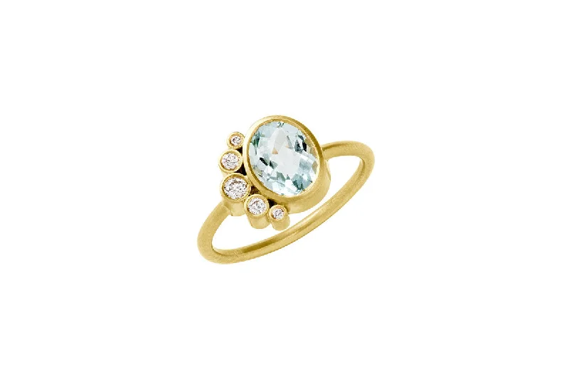 Affordable Luxury Jewelry For Every Occasion Belle de Jour 18K Gold Ring w. Diamond & Aquamarine Affordable Luxury Jewelry For Every Occasion Belle de Jour 18K Gold Ring w. Diamond & Aquamarine