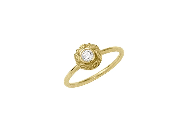 Timeless Jewelry At Special Discount Rates Garland 18K Gold Ring w. Diamond