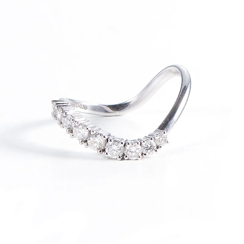 Jewelry Clearance Sale – Final Reductions DUA 14K White Gold Ring w. Diamonds