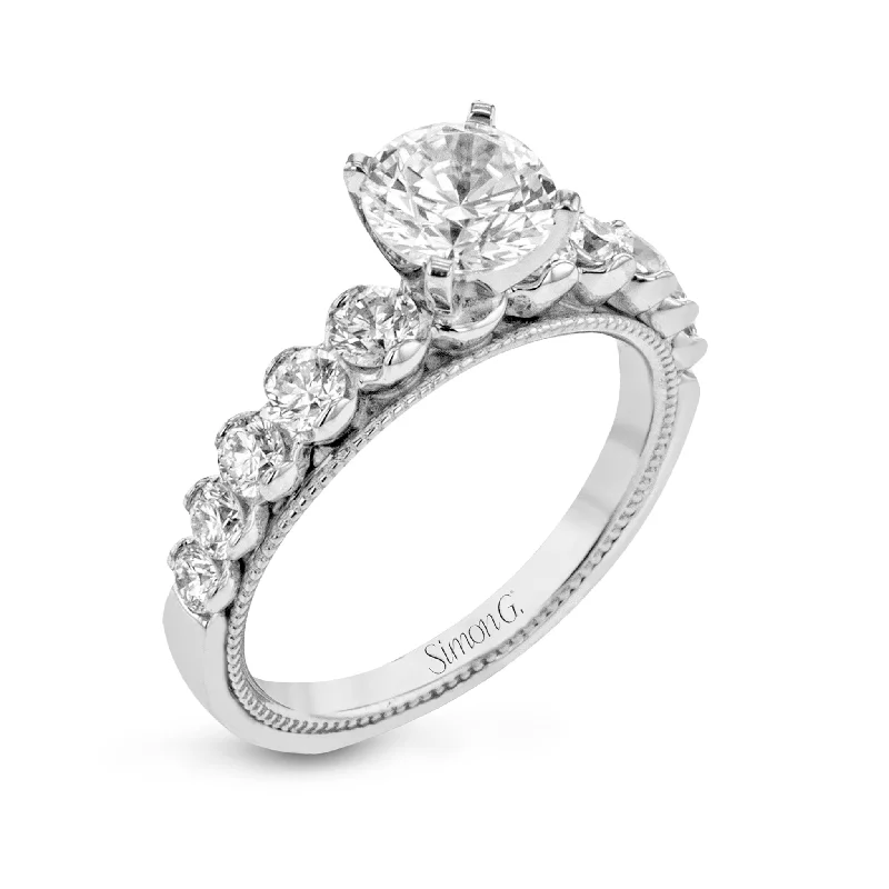 Luxury Jewelry Sale – Elegant Styles At Unbeatable Prices Round-Cut Engagement Ring In 18k Gold With Diamonds Luxury Jewelry Sale – Elegant Styles At Unbeatable Prices Round-Cut Engagement Ring In 18k Gold With Diamonds