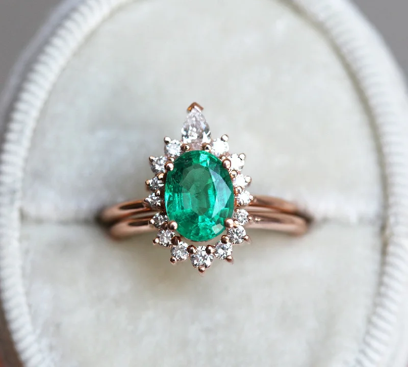 Seasonal Jewelry Deals – Elevate Your Style Janice Oval Emerald Ring Set