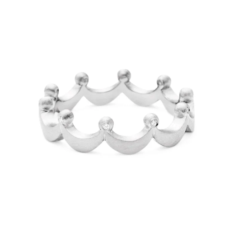 Waterproof Stainless Steel Jewelry For Lasting Beauty Royal 18K Whitegold Ring w. 10 Diamonds Waterproof Stainless Steel Jewelry For Lasting Beauty Royal 18K Whitegold Ring w. 10 Diamonds
