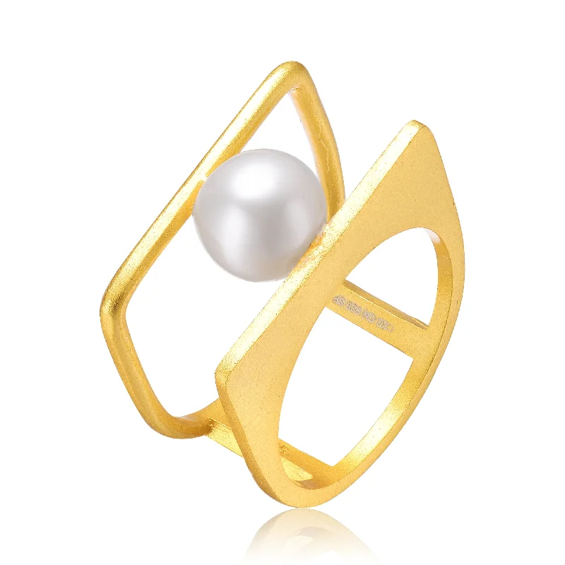 Exclusive Jewelry Sale – Grab Timeless Pieces Now Delphine Abstract Golden Pearl Ring Exclusive Jewelry Sale – Grab Timeless Pieces Now Delphine Abstract Golden Pearl Ring
