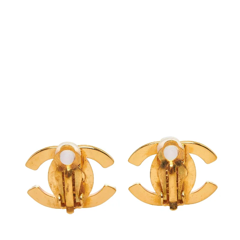 Seasonal Jewelry Clearance – Best Styles At The Lowest Prices Chanel CC Turn Lock Clip-On Earrings (SHG-eoMxKV) Seasonal Jewelry Clearance – Best Styles At The Lowest Prices Chanel CC Turn Lock Clip-On Earrings (SHG-eoMxKV)