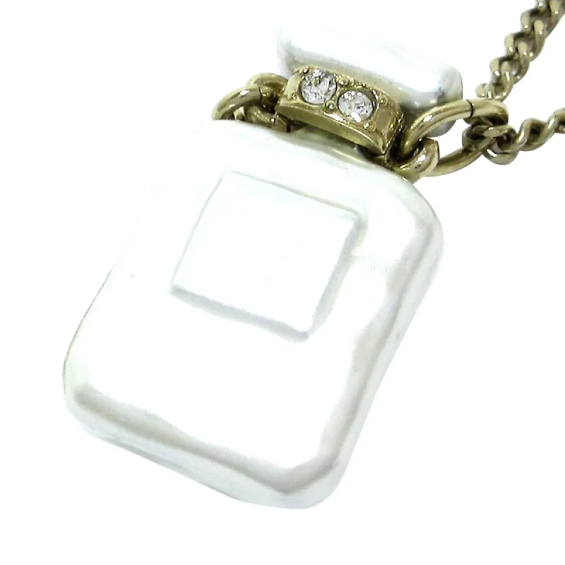 Exclusive Jewelry Discounts – Shop Now For Savings Chanel Chanel No.5 Perfume Bottle Necklace (SHG-47LFhF) Exclusive Jewelry Discounts – Shop Now For Savings Chanel Chanel No.5 Perfume Bottle Necklace (SHG-47LFhF)