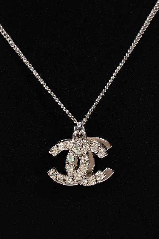 Limited-Stock Jewelry Clearance – Grab Your Favorites Now Chanel Double Logo Necklace Silver / Diamante Base Metal Limited-Stock Jewelry Clearance – Grab Your Favorites Now Chanel Double Logo Necklace Silver / Diamante Base Metal