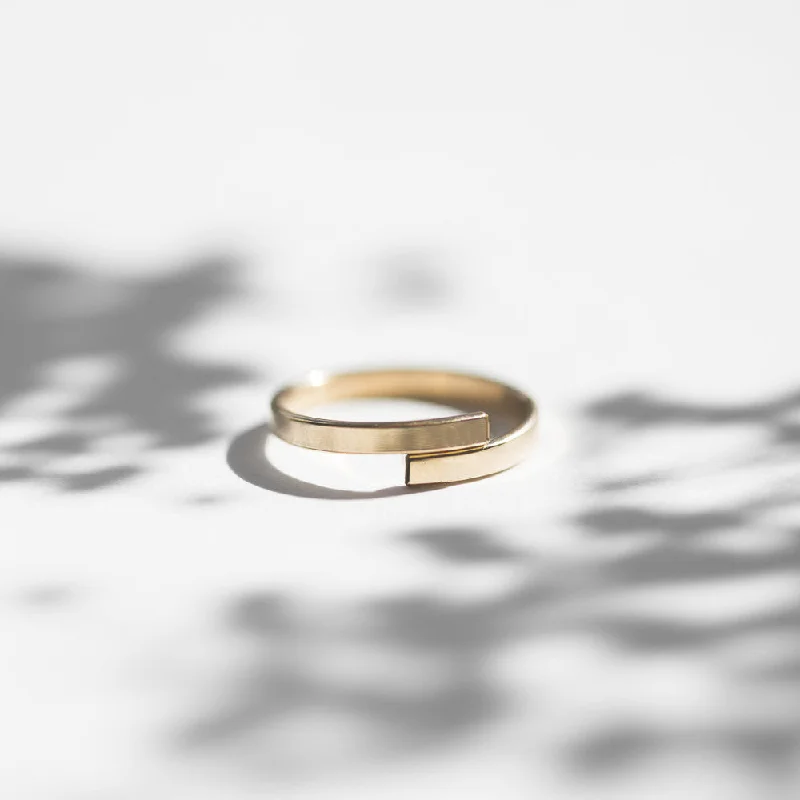 Luxury Jewelry At Unbeatable Discounts Amira Ring