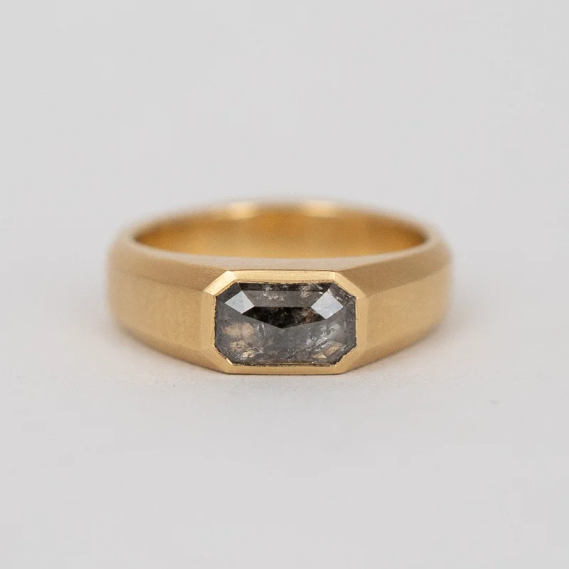 Discounted Luxury Jewelry – Shine Without The Splurge Edge Signet