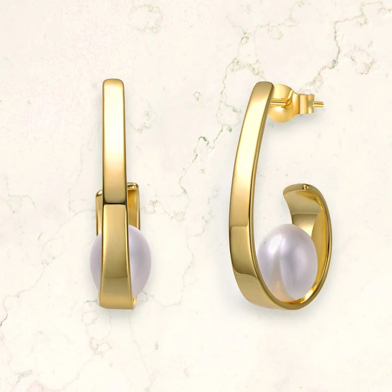 Timeless Elegance Now At Special Discounts Delphine Golden Ribbon Pearl Earring