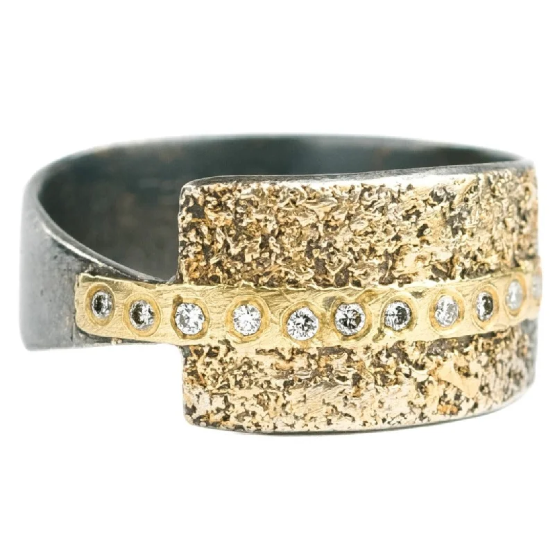 High-End Sparkle, Low-End Prices – Shop Now The Twilight Band
