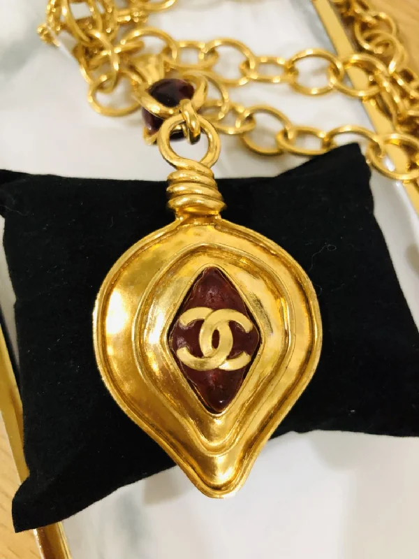 Discounted Luxury Jewelry – Shine Without The Splurge Chanel Gold Metal Necklace