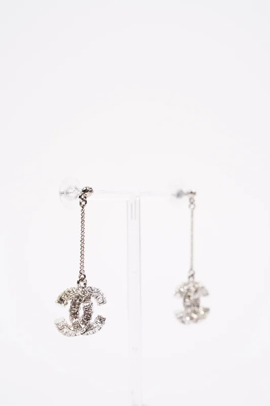 Customized Silver Jewelry For Unique Style Chanel Womens CC Drop Earrings Silver