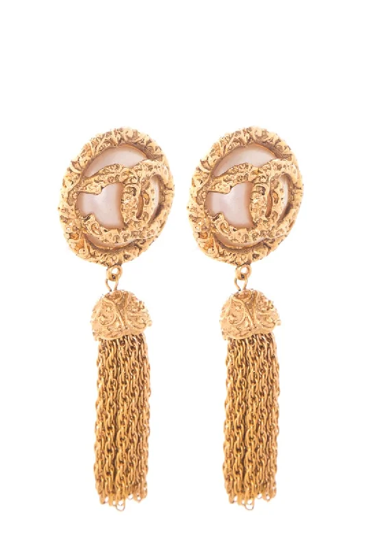 Shop Modern Jewelry Collections With Exclusive Discounts Chanel Gold & Pearl Tassel 93 Earrings Shop Modern Jewelry Collections With Exclusive Discounts Chanel Gold & Pearl Tassel 93 Earrings