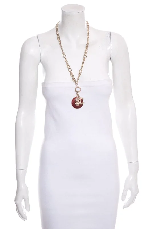 Discounted Jewelry For A Glamorous Look Chanel No.5 Gold & Red Enamel Pendant Necklace Discounted Jewelry For A Glamorous Look Chanel No.5 Gold & Red Enamel Pendant Necklace