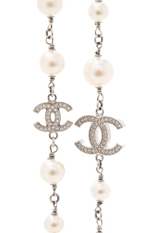 Shop Stylish Jewelry Now And Save Big Chanel Pearl & CC Silver Necklace