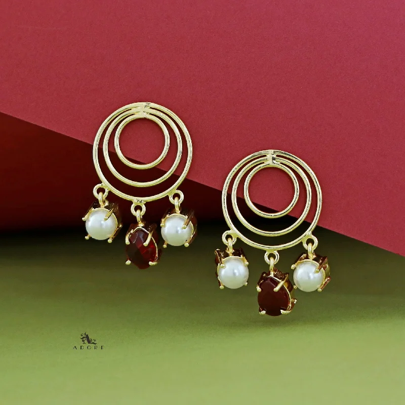 High-End Jewelry, Now More Affordable Than Ever Betsy Golden Glossy Tri Circle Earring