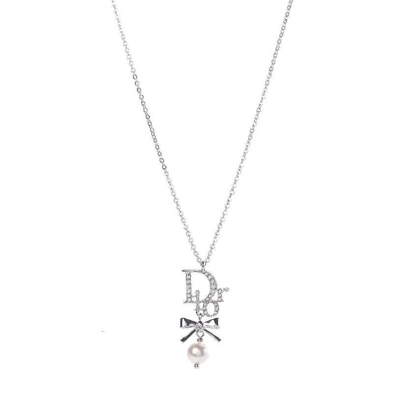 Unmissable Jewelry Sale – Shop Before It's Too Late Christian Dior Crystal Pearl Dior Logo Necklace Silver Unmissable Jewelry Sale – Shop Before It's Too Late Christian Dior Crystal Pearl Dior Logo Necklace Silver