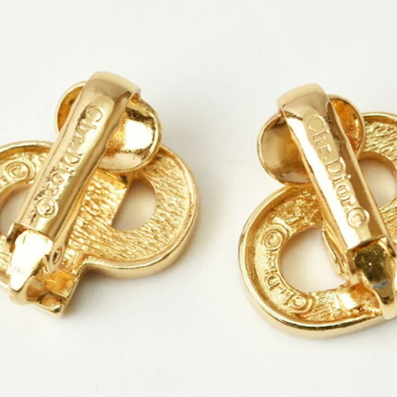 Flash Sale On Exquisite Jewelry – Don't Miss Out Christian Dior earrings CD motif rhinestone gold Flash Sale On Exquisite Jewelry – Don't Miss Out Christian Dior earrings CD motif rhinestone gold
