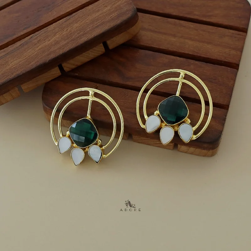 Unlock Unbeatable Jewelry Deals Before They’Re Gone Dual Circle Tri Leaf MOP Diamond Earring Unlock Unbeatable Jewelry Deals Before They’Re Gone Dual Circle Tri Leaf MOP Diamond Earring