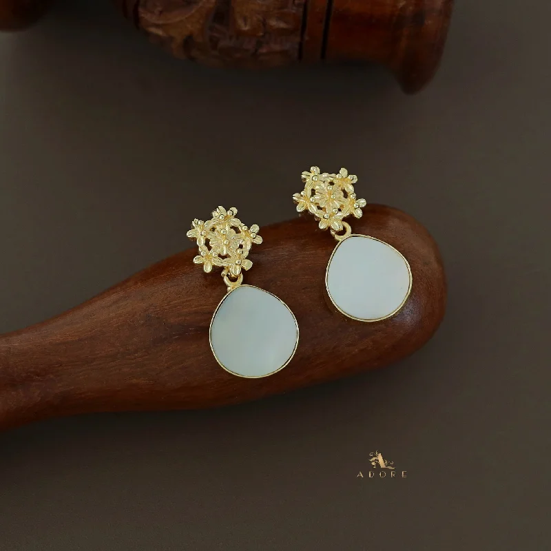 Stunning Jewelry At Even More Stunning Prices Fara Golden Flower Mop Earring