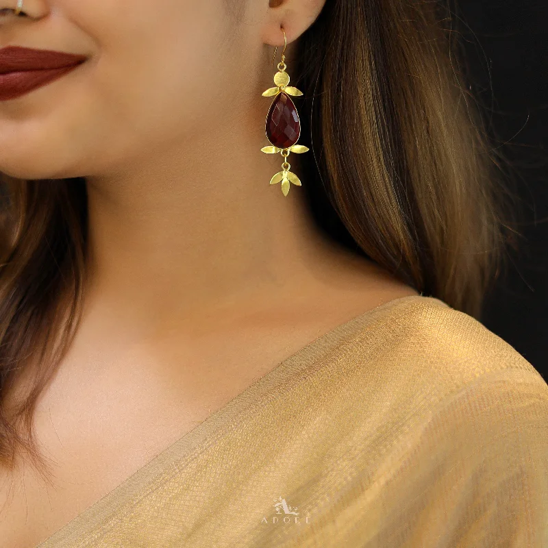 Stunning Jewelry Pieces At The Lowest Prices Ever Golden Glossy Stone Leafy Drop Earring Stunning Jewelry Pieces At The Lowest Prices Ever Golden Glossy Stone Leafy Drop Earring