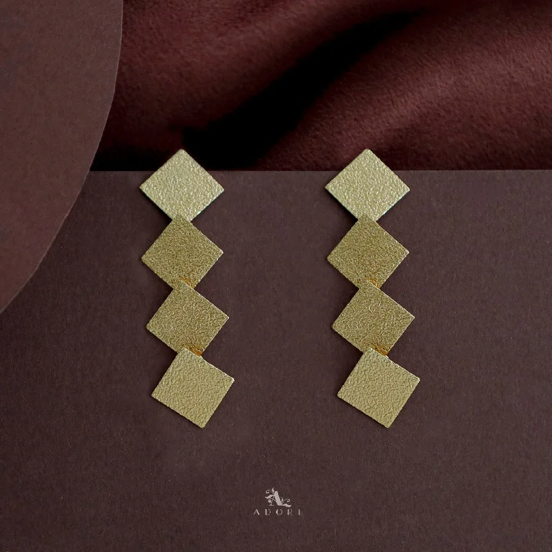 Shop Dazzling Jewelry With Special Promotional Discounts Golden Textured Diamond Stacks Earring Shop Dazzling Jewelry With Special Promotional Discounts Golden Textured Diamond Stacks Earring