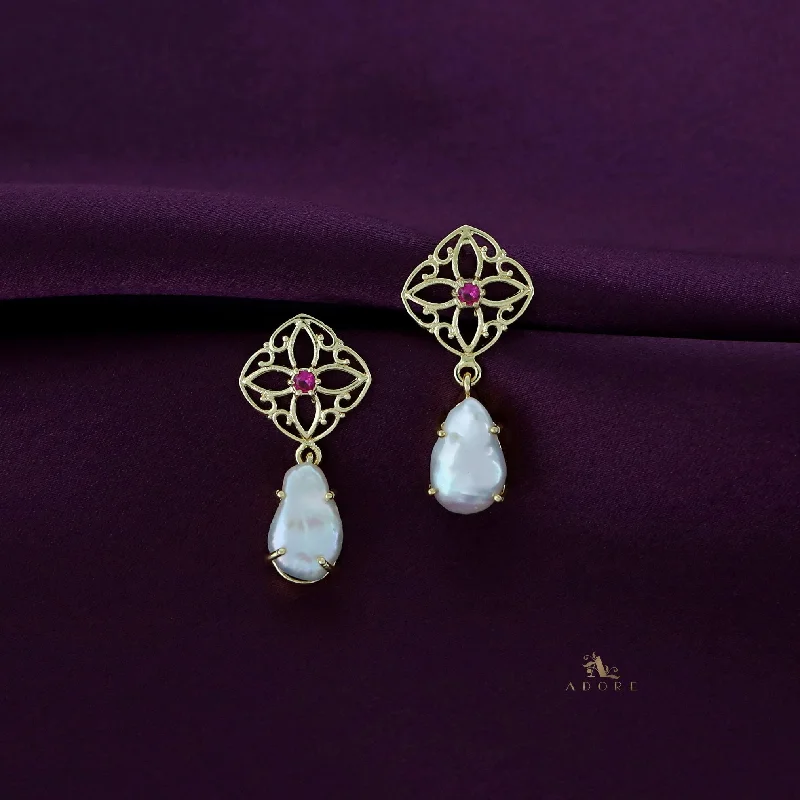 The Perfect Jewelry Piece At The Perfect Discount Millie Golden Flower Baroque Earring The Perfect Jewelry Piece At The Perfect Discount Millie Golden Flower Baroque Earring
