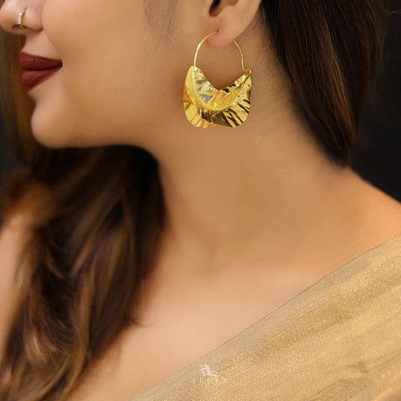 Make Your Outfit Shine With Discounted Jewelry Reza Leafy Hoop Earring