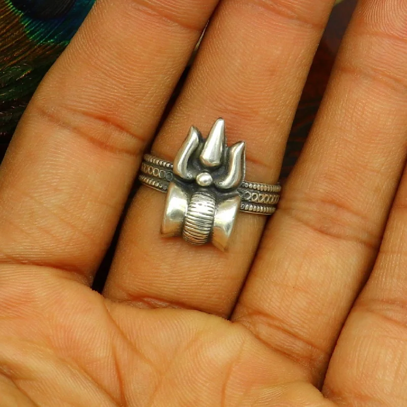 Affordable Luxury Jewelry For Every Occasion 925 sterling silver gorgeous customized lord shiva Trident ring, excellent trident trushul adjustable ring band unisex jewelry sr286 Affordable Luxury Jewelry For Every Occasion 925 sterling silver gorgeous customized lord shiva Trident ring, excellent trident trushul adjustable ring band unisex jewelry sr286