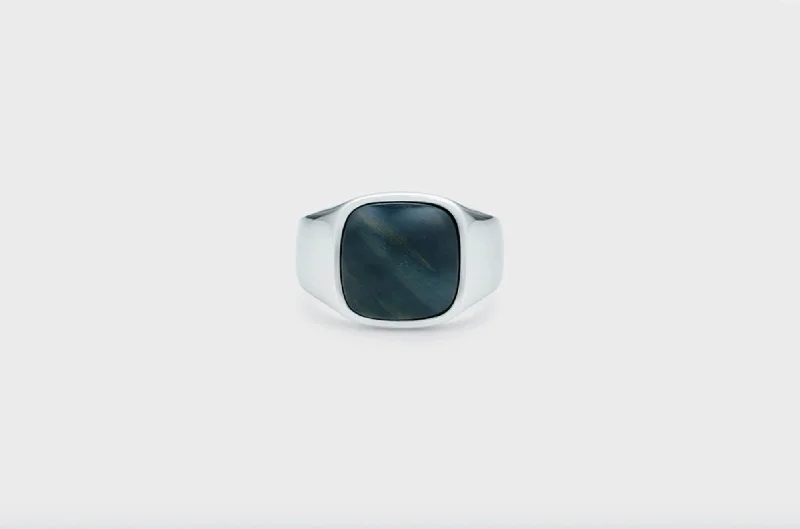 Jewelry Sale – Exclusive Styles At Lower Prices IX Cushion Signet Silver Ring w. Hawks Eye Ring