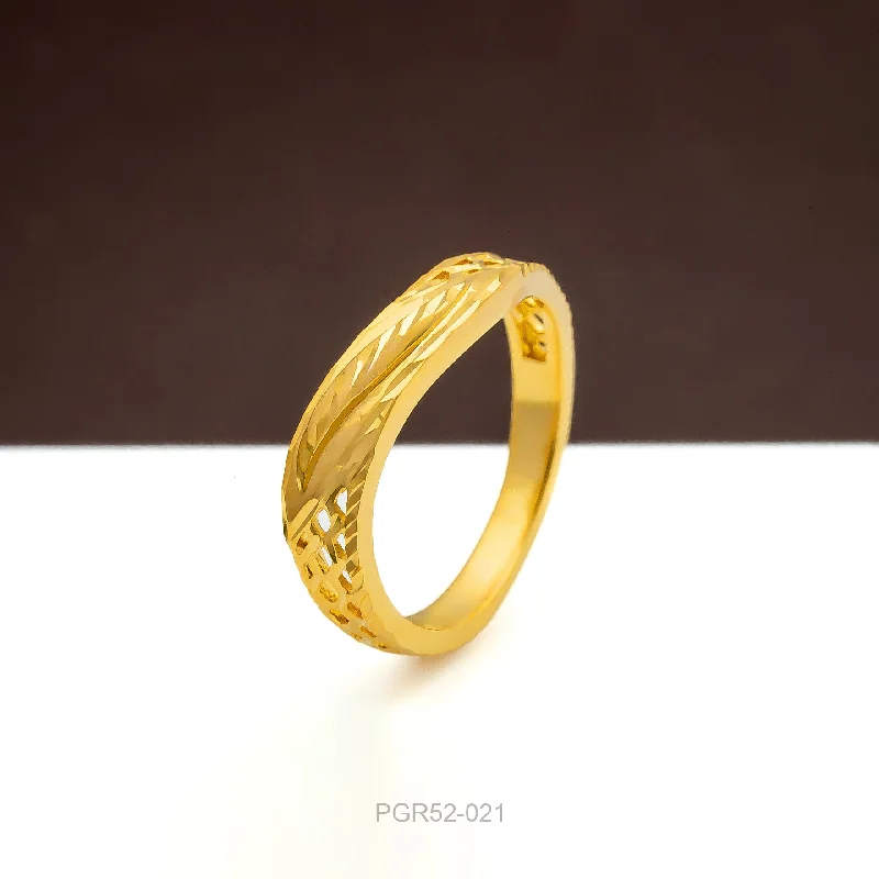 Premium Jewelry, Premium Discounts – Act Fast GOLDEN RING PGR52-021