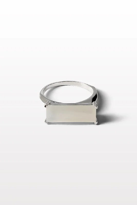 Your Perfect Accessory At The Perfect Price Tide 03 Silver Ring w. Moonstone