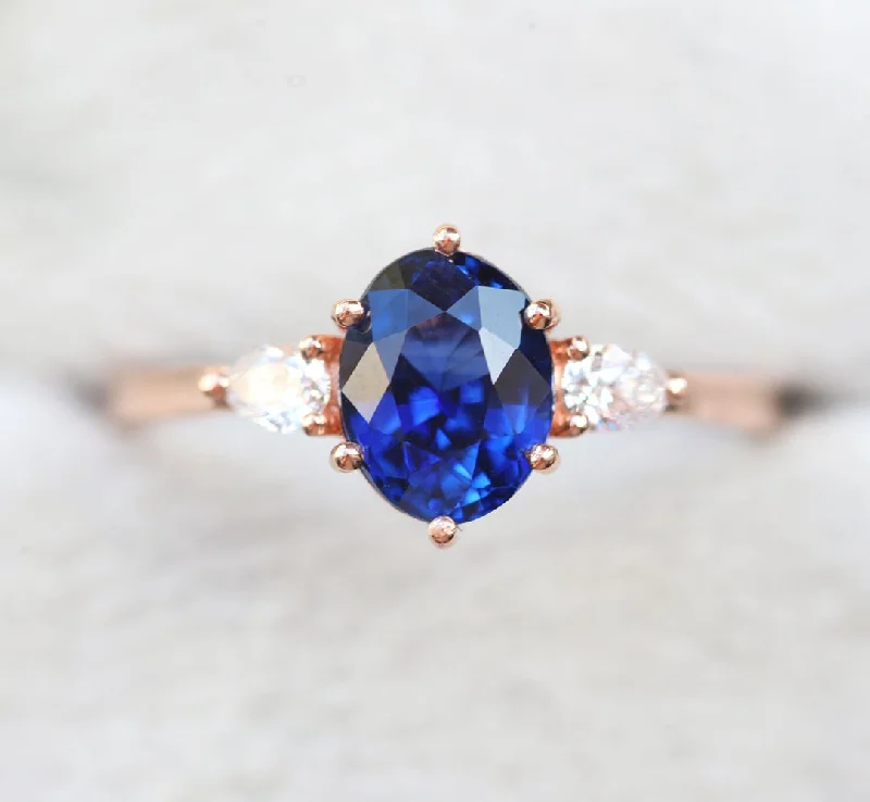 Your Perfect Accessory Now At The Best Price Minerva Sapphire Diamond Ring
