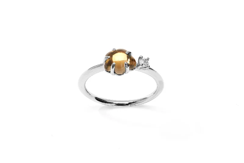 Jewelry Clearance Event – Stock Up Before It's Over Mid Cloud 18K Whitegold Ring w. Smokey Quartz & Diamond Jewelry Clearance Event – Stock Up Before It's Over Mid Cloud 18K Whitegold Ring w. Smokey Quartz & Diamond
