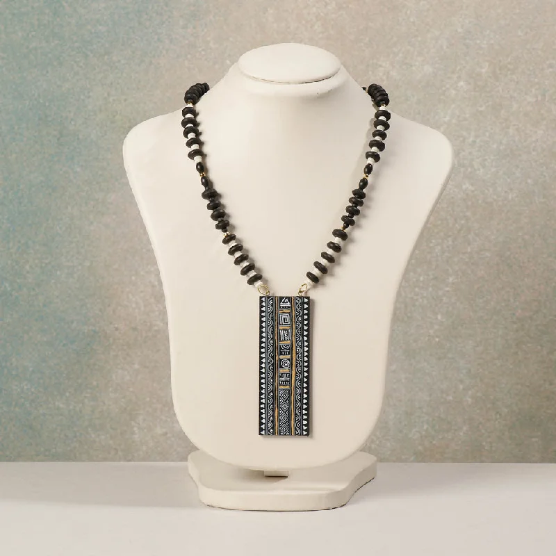 Get Your Favorite Jewelry At The Best Price Miniature Handpainted Wooden Necklace With Beads Get Your Favorite Jewelry At The Best Price Miniature Handpainted Wooden Necklace With Beads