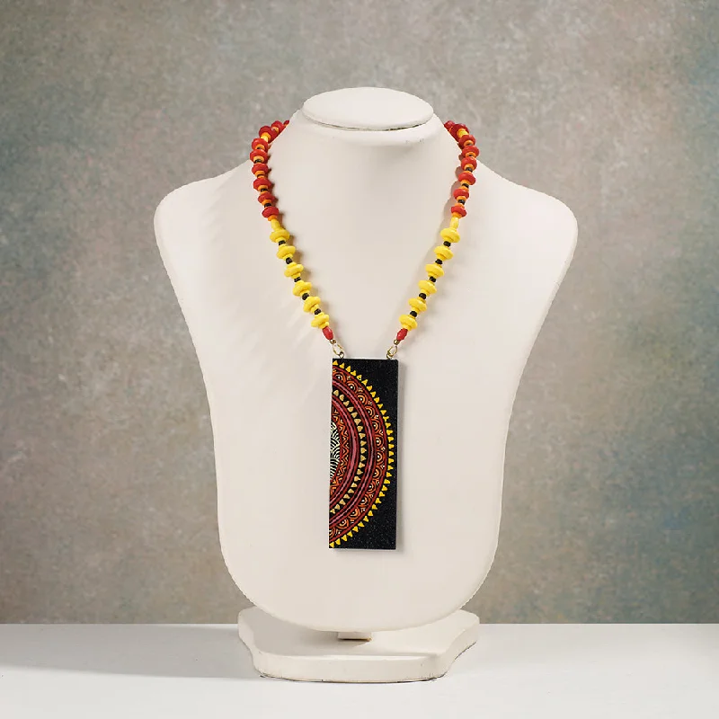 Elegant Designs, Unbeatable Discounts – Shop Jewelry Now Miniature Handpainted Wooden Necklace With Beads Elegant Designs, Unbeatable Discounts – Shop Jewelry Now Miniature Handpainted Wooden Necklace With Beads