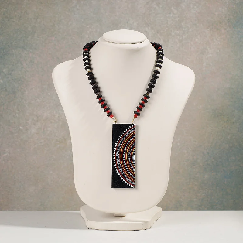 Chic And Stylish Jewelry At Exclusive Prices Miniature Handpainted Wooden Necklace With Beads Chic And Stylish Jewelry At Exclusive Prices Miniature Handpainted Wooden Necklace With Beads