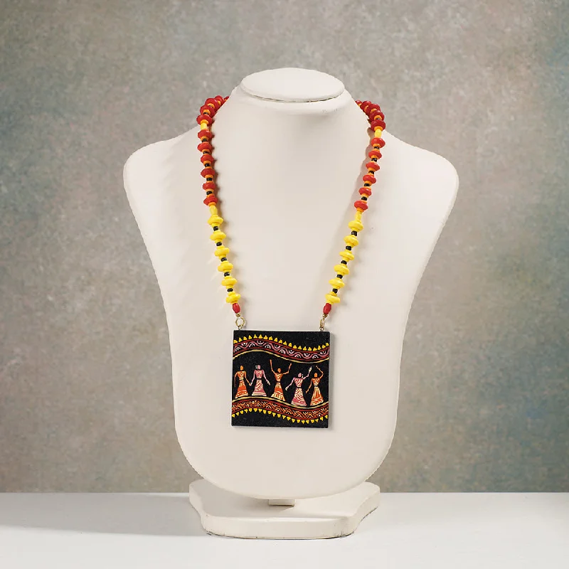 Bestselling Jewelry At Special Promotional Rates Miniature Handpainted Wooden Necklace With Beads Bestselling Jewelry At Special Promotional Rates Miniature Handpainted Wooden Necklace With Beads