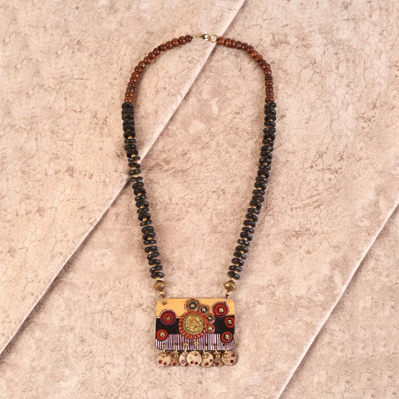Elegant Rose Gold Jewelry For A Stylish Touch The Princess Stars' Handcrafted Tribal Dokra Necklace Elegant Rose Gold Jewelry For A Stylish Touch The Princess Stars' Handcrafted Tribal Dokra Necklace