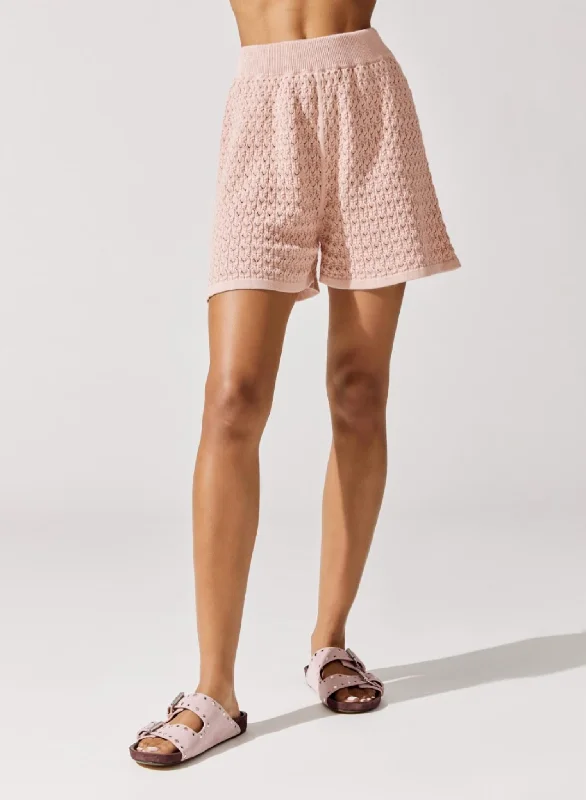 Sweat In Style With Yoga Clothing Discounts Lace Shorts In Cameo Pink