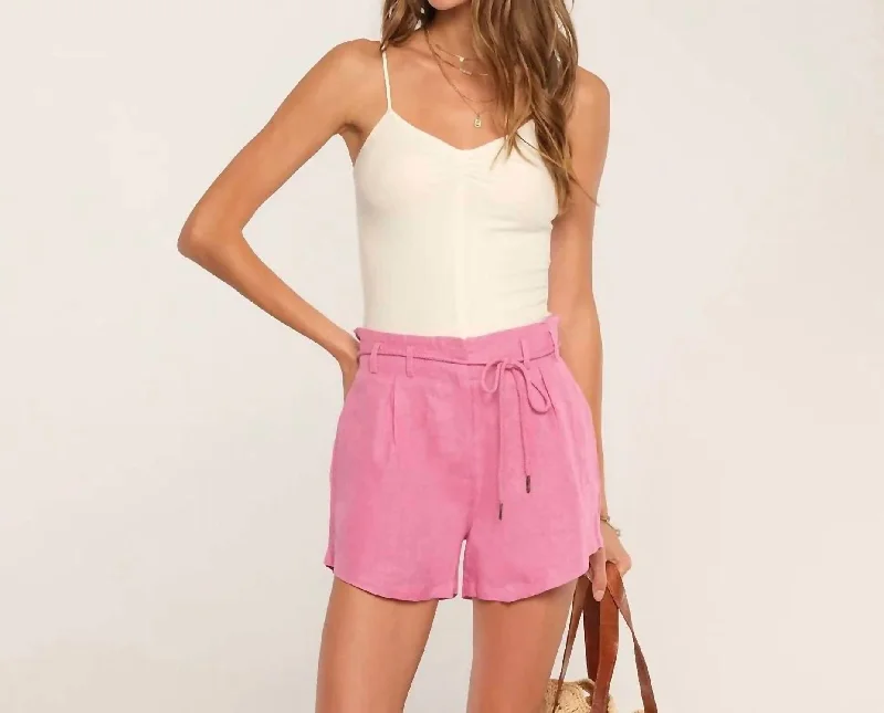 Trendy Yoga Outfits At Budget-Friendly Prices Wright Short In Dahlia