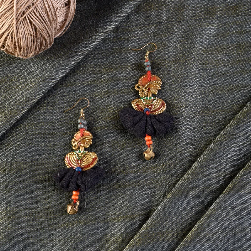 Jewelry Clearance – Final Chance To Save Big The Dancing Empress Handcrafted Tribal Dhokra Earrings in Jet Black Jewelry Clearance – Final Chance To Save Big The Dancing Empress Handcrafted Tribal Dhokra Earrings in Jet Black