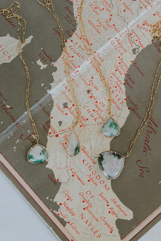 Elegant Jewelry At Unbeatable Prices – Shop Today Emerald Gemstone Necklace - Small Elegant Jewelry At Unbeatable Prices – Shop Today Emerald Gemstone Necklace - Small